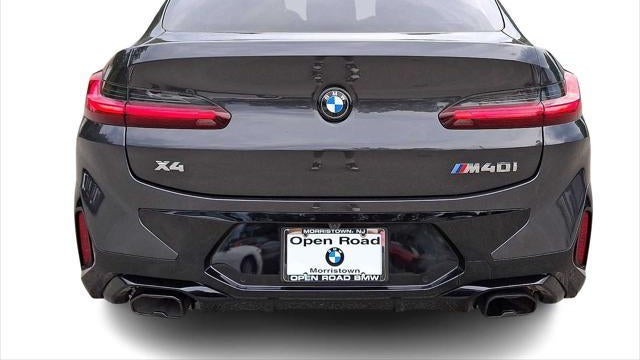 2024 BMW X4 M40i