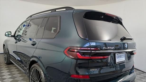 2026 BMW X7 ALPINA XB7