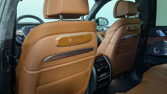 2026 BMW X7 ALPINA XB7