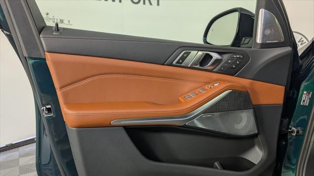2026 BMW X7 ALPINA XB7