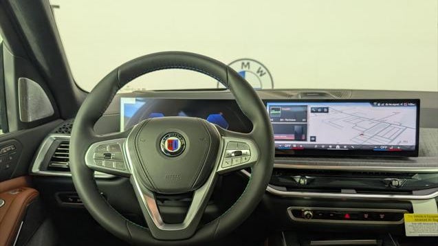 2026 BMW X7 ALPINA XB7