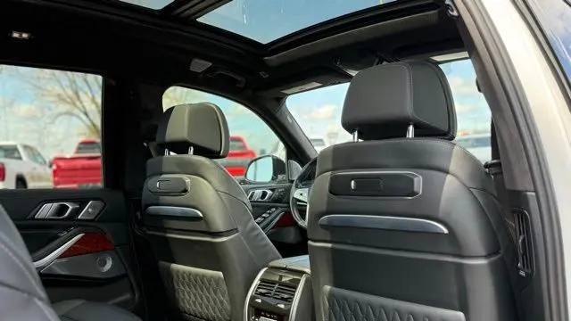 2024 BMW X7 ALPINA XB7
