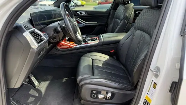 2024 BMW X7 ALPINA XB7