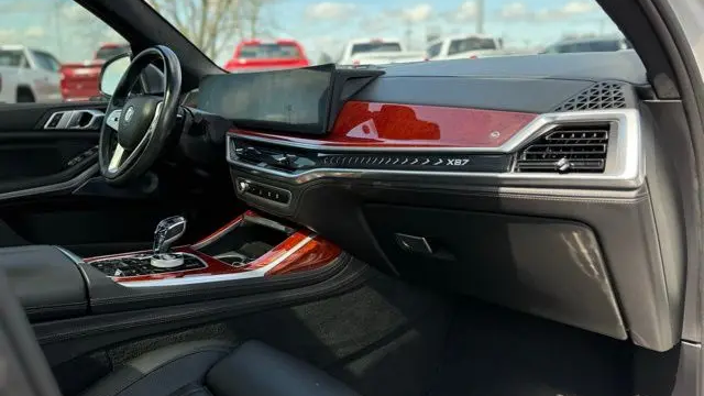 2024 BMW X7 ALPINA XB7