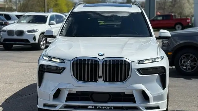 2024 BMW X7 ALPINA XB7