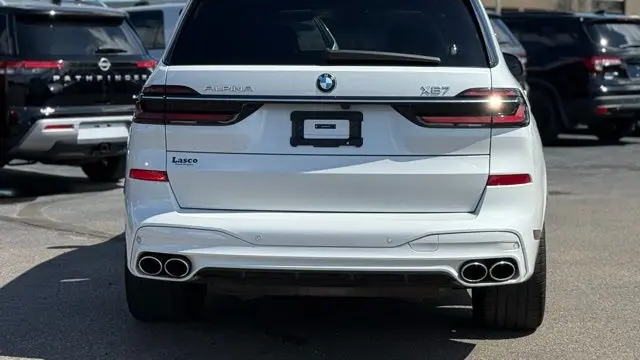2024 BMW X7 ALPINA XB7