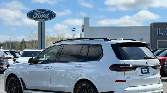 2024 BMW X7 ALPINA XB7