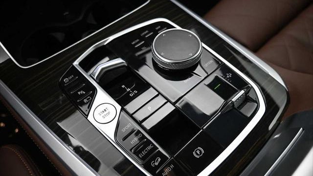 2024 BMW X5 xDrive50e