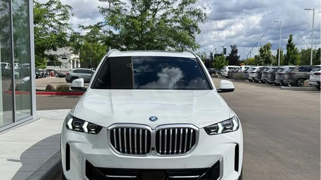 2026 BMW X5 xDrive50e