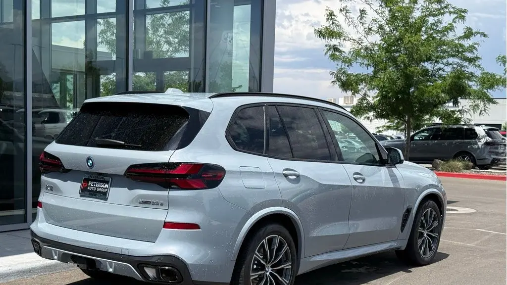 2026 BMW X5 xDrive50e