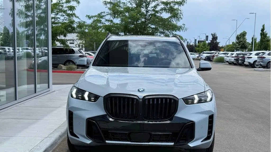 2026 BMW X5 xDrive50e