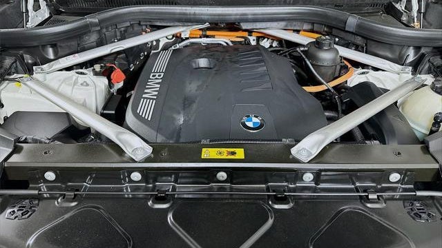 2025 BMW X5 xDrive50e