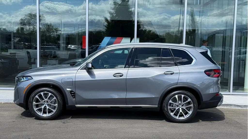 2026 BMW X5 xDrive50e