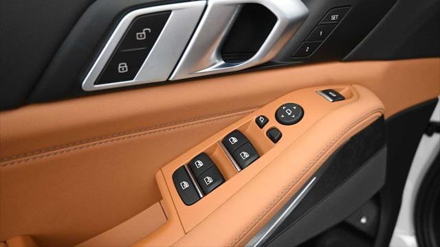 2025 BMW X5 xDrive50e