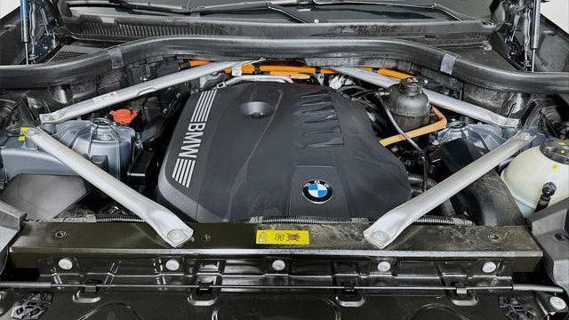 2025 BMW X5 xDrive50e
