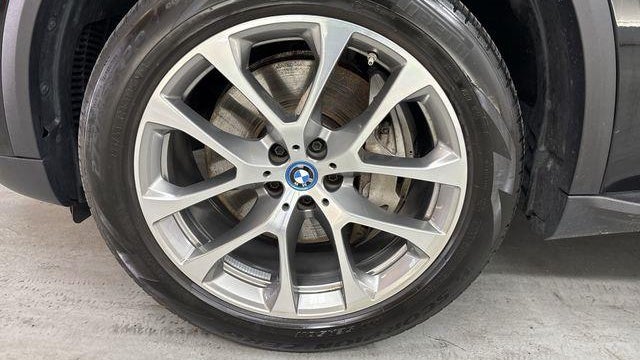 2025 BMW X5 xDrive50e