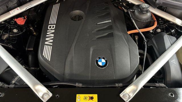 2025 BMW X5 xDrive50e