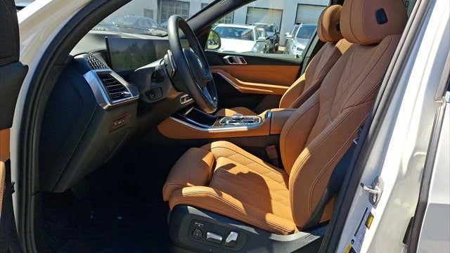 2025 BMW X5 xDrive50e