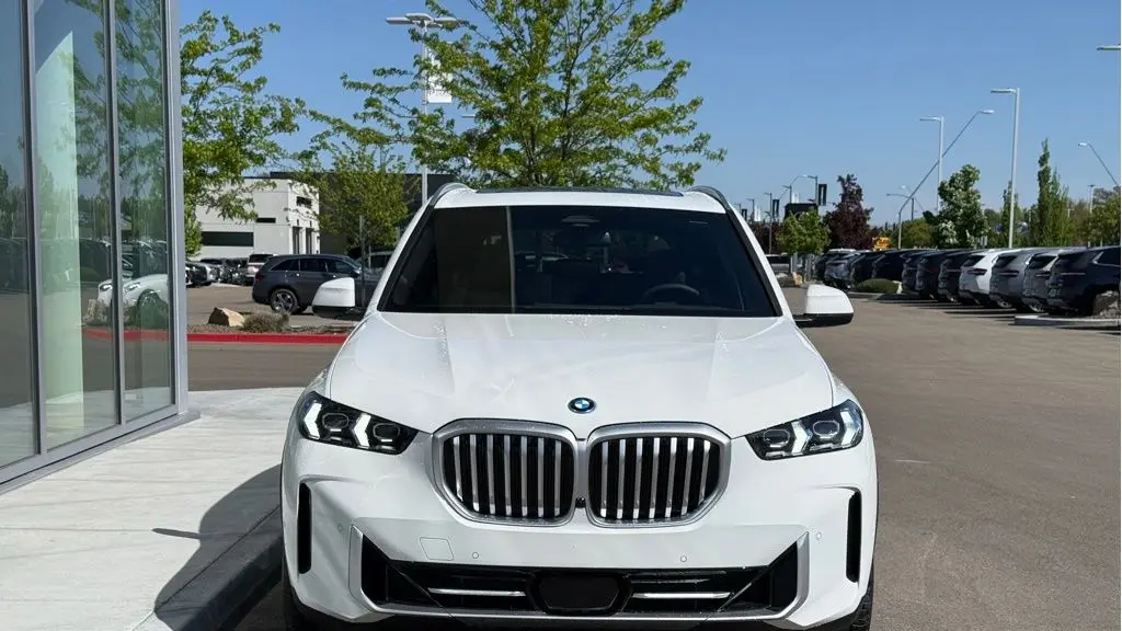 2026 BMW X5 xDrive50e