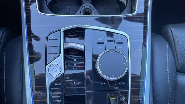 2025 BMW X5 xDrive50e