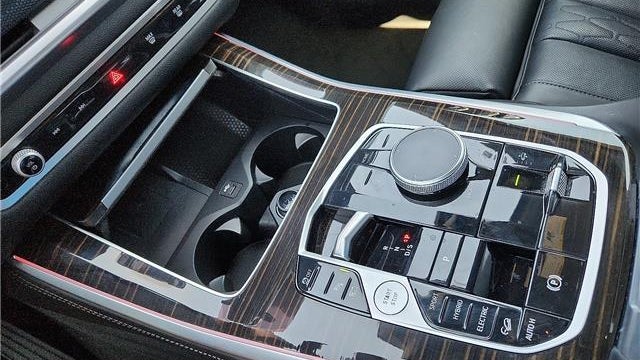 2025 BMW X5 xDrive50e