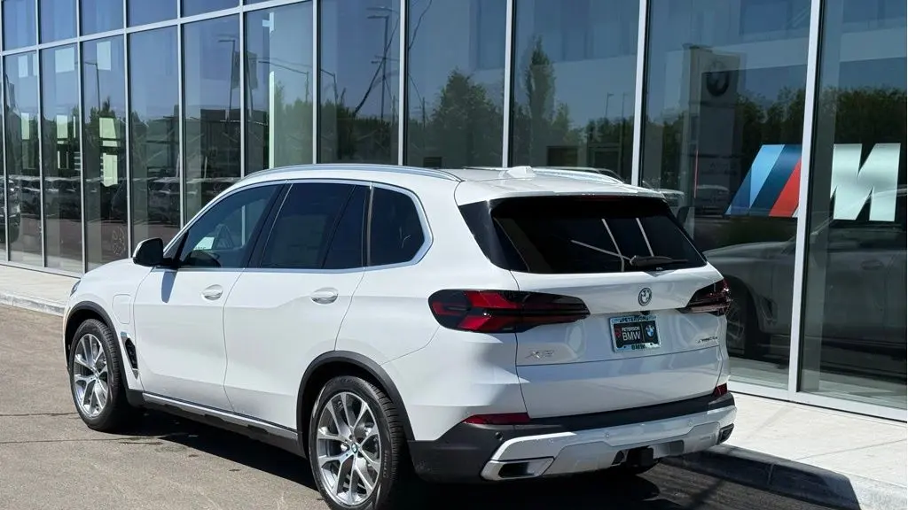 2026 BMW X5 xDrive50e