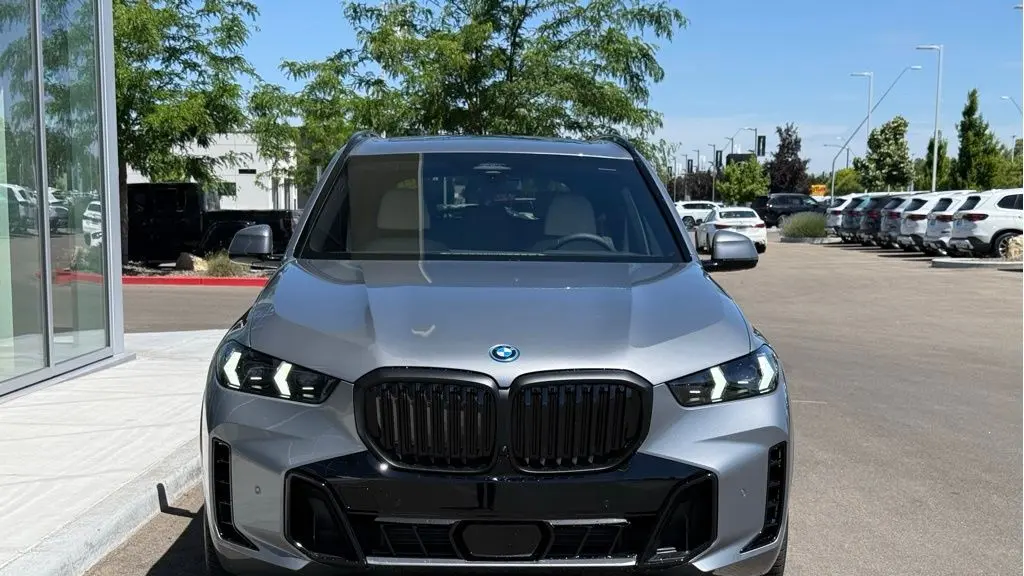 2026 BMW X5 xDrive50e