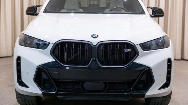 2024 BMW X6 M60i