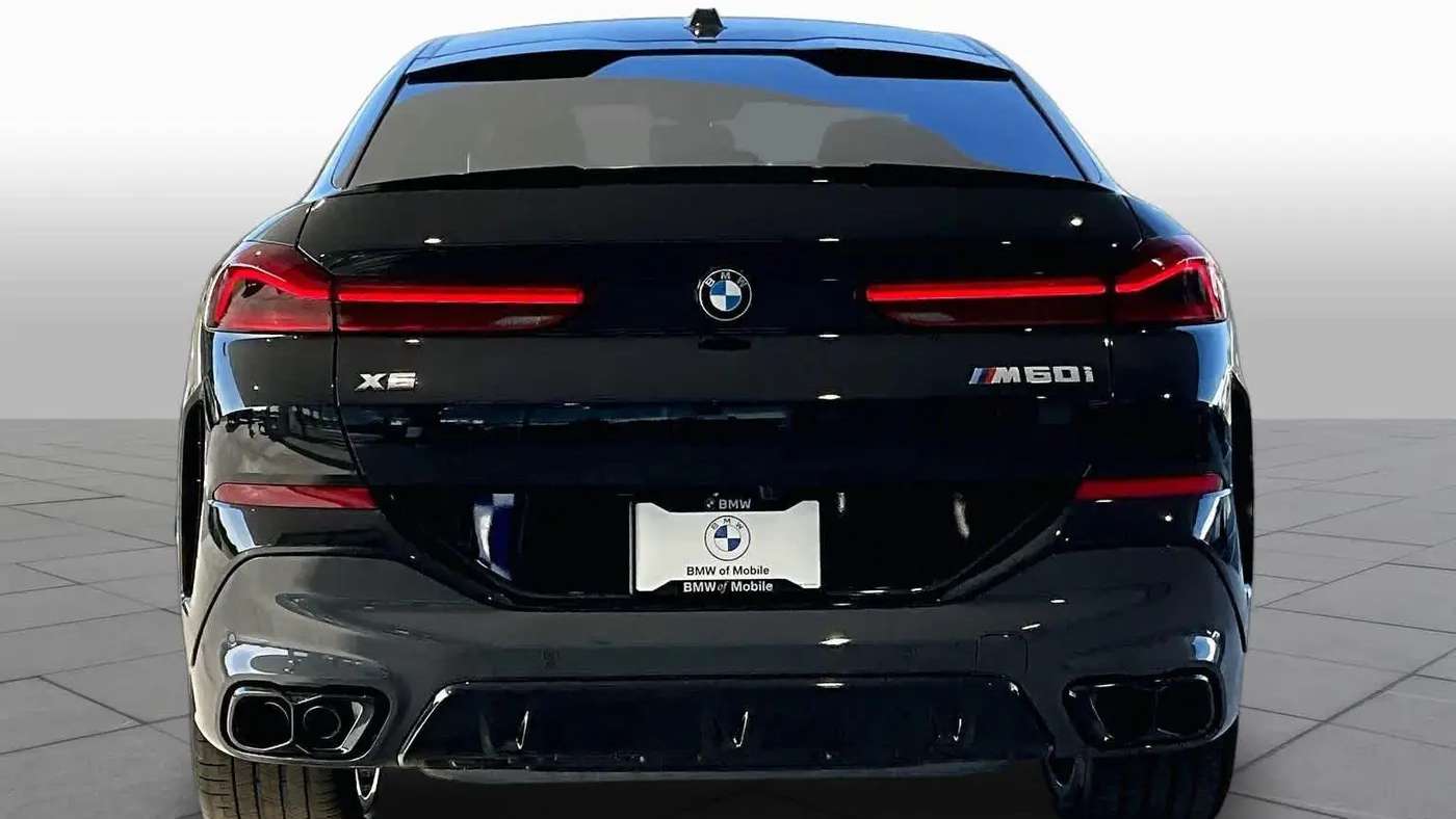 2027 BMW X6 M60i
