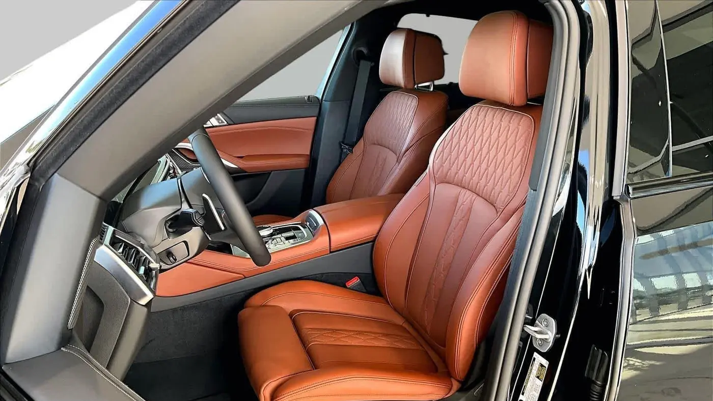 2027 BMW X6 M60i