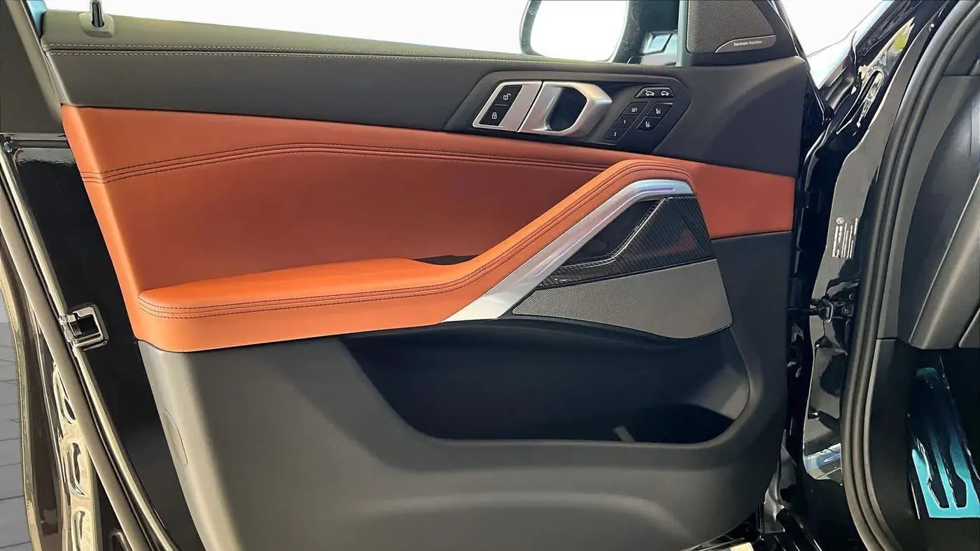 2027 BMW X6 M60i