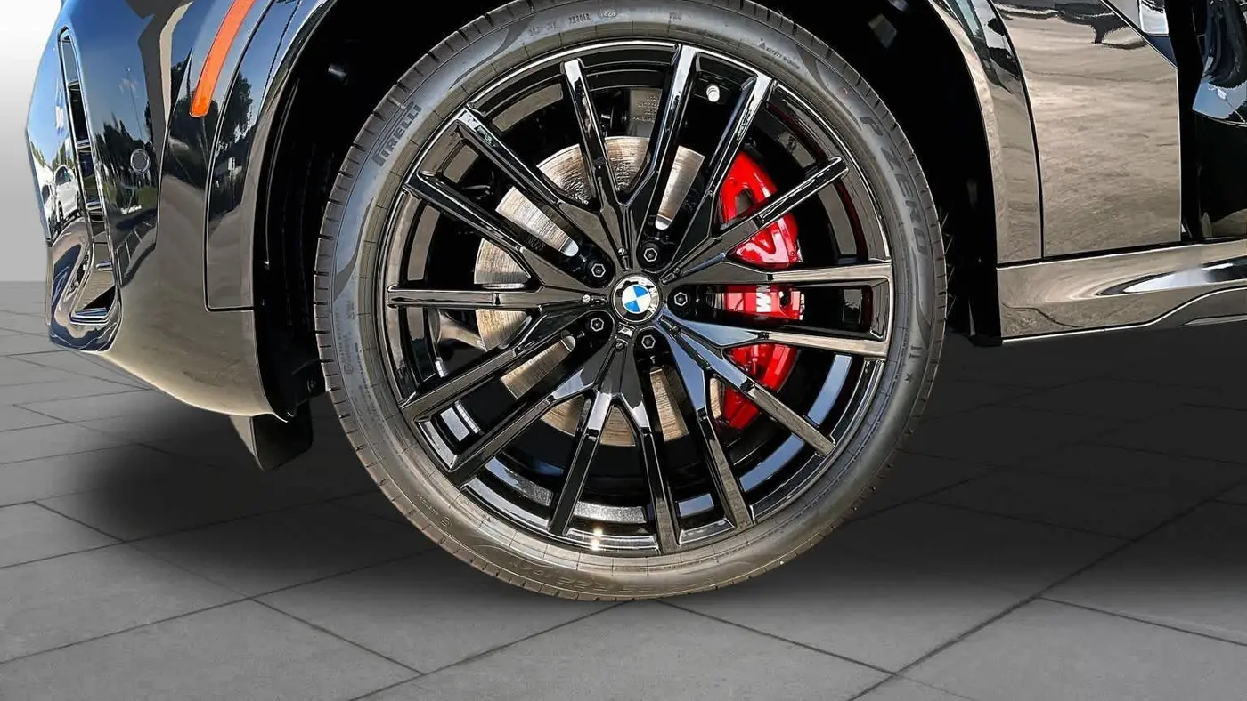 2027 BMW X6 M60i