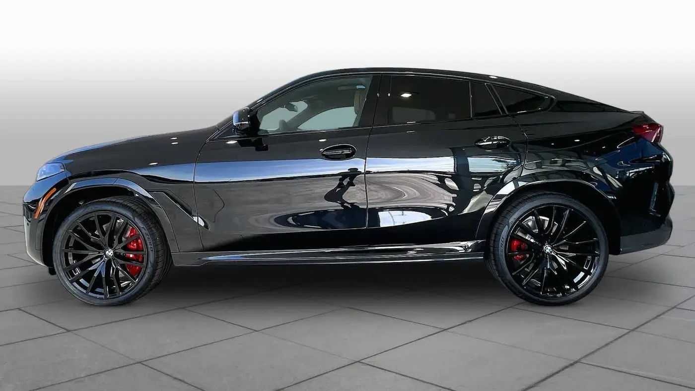 2027 BMW X6 M60i