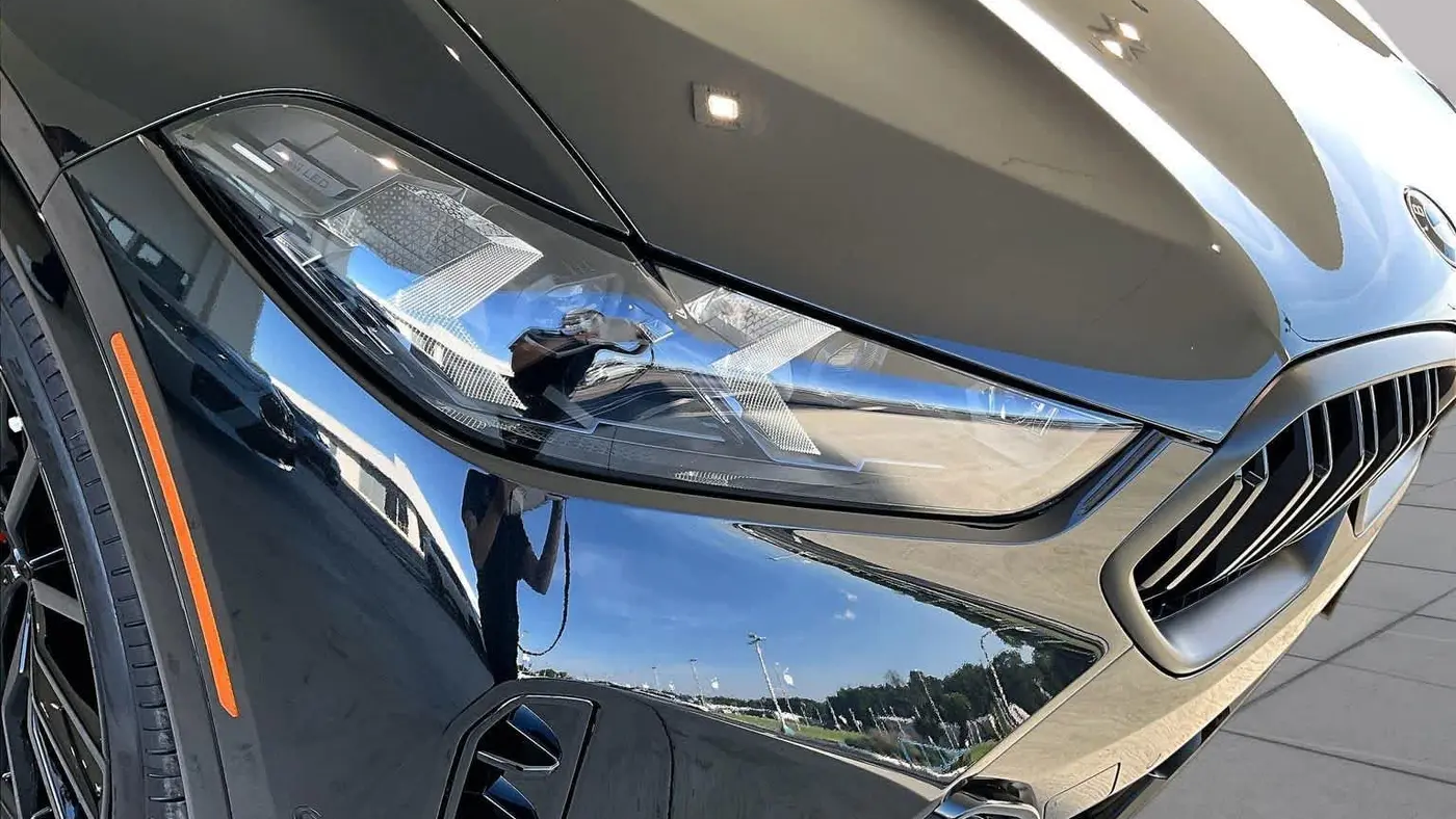 2027 BMW X6 M60i