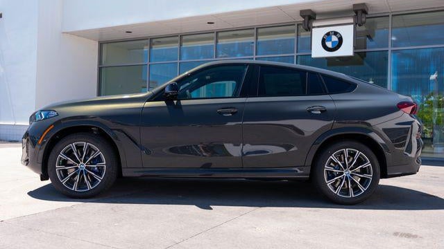 2027 BMW X6 M60i