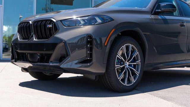 2027 BMW X6 M60i