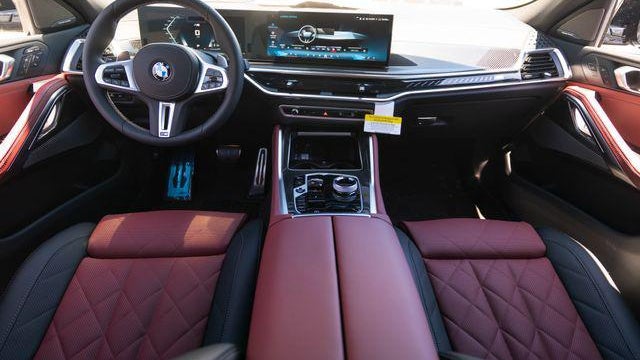 2027 BMW X6 M60i