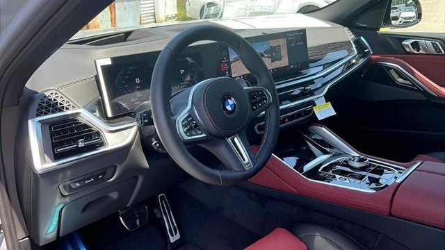 2027 BMW X6 M60i
