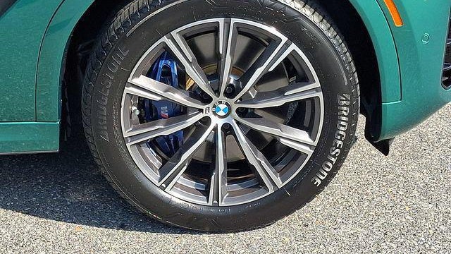 2025 BMW X6 M60i