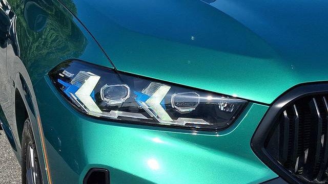 2025 BMW X6 M60i