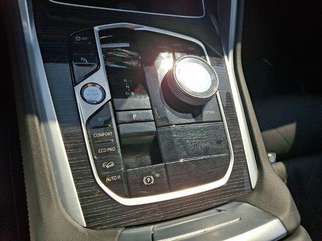 2025 BMW X6 - $77,198