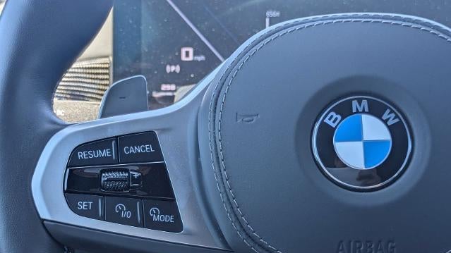 2025 BMW X6 M60i