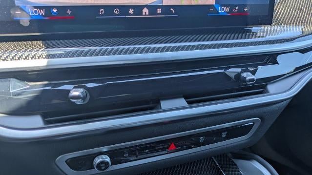 2025 BMW X6 M60i