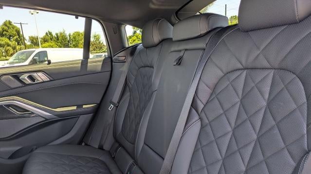 2025 BMW X6 M60i