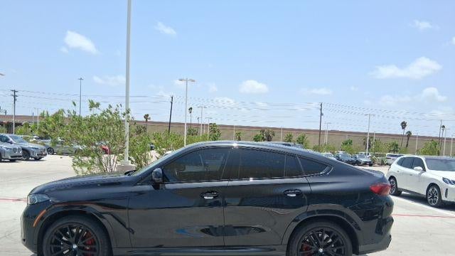 2025 BMW X6 M60i