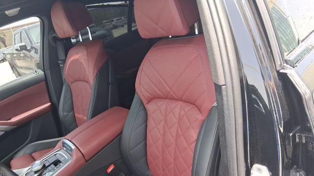 2025 BMW X6 M60i