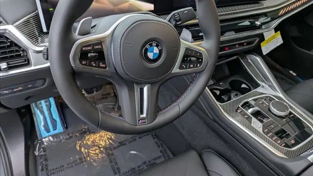 2026 BMW X6 M60i