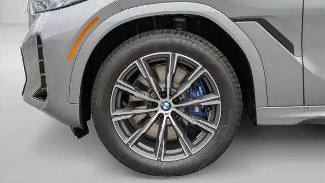 2026 BMW X6 M60i