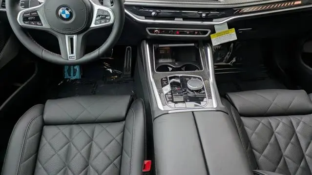 2026 BMW X6 M60i