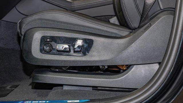 2026 BMW X6 M60i